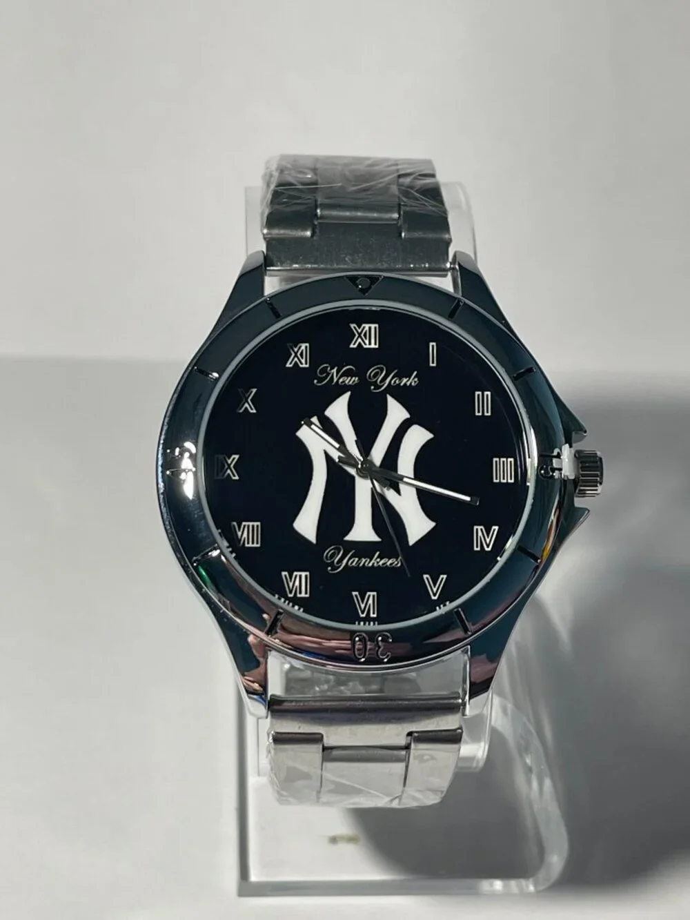 New York Yankees MLB Stainless-steel Men's Watch NEW - Picture 2 of 9
